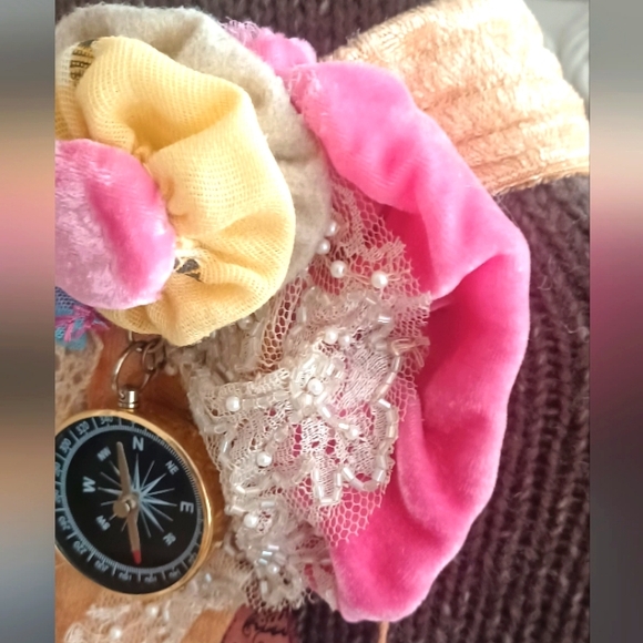 Upcycled Chocker Necklace: - Picture 8 of 9